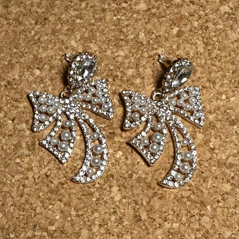 Sparkle Bow Earrings